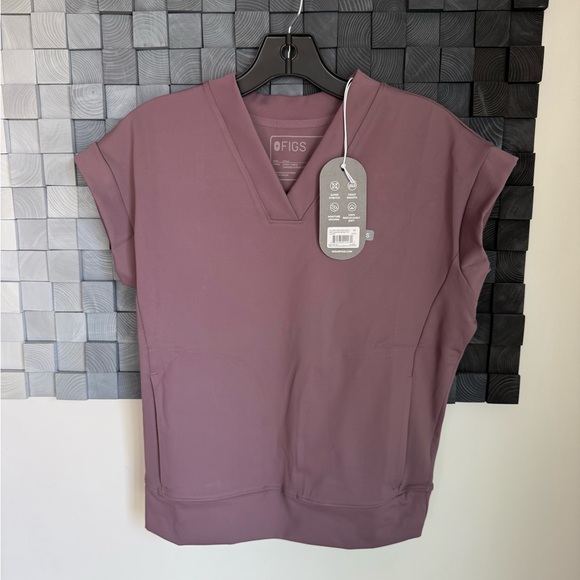 Figs V-Neck Scrub Top -Plum - Picture 5 of 12